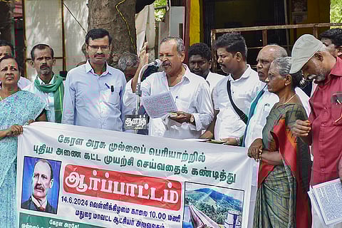 Protest against new Mullaperiyar dam proposal